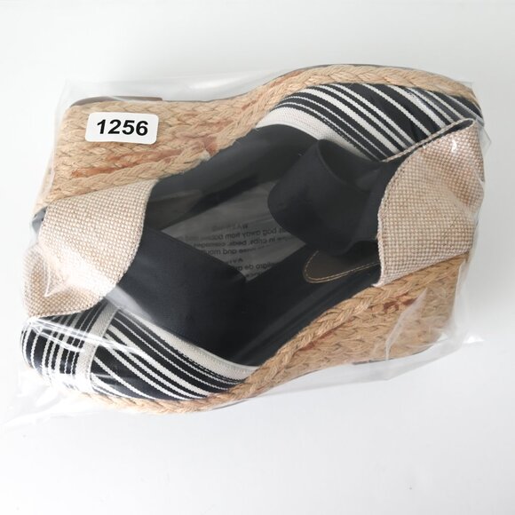 Chaps Navy & Tan Wedge Shoes - Size 9 - Picture 8 of 8